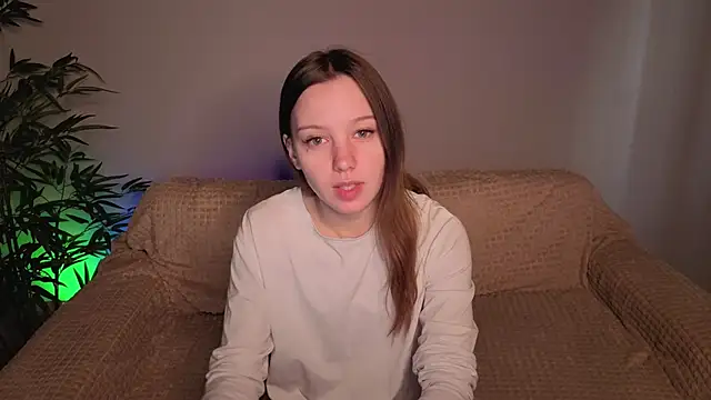 Snapshot of lolytaberry chatting on 18, 5, 2026 lolytaberry online show from 18, 5, 2026