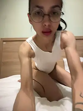 LeslyJouretdy online show from 23, 5, 2026
