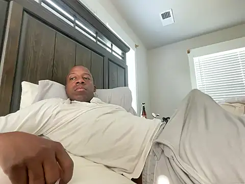 Snapshot of ExtremelyBlessedView1 chatting on 19, 5, 2026 ExtremelyBlessedView1 online show from 19, 5, 2026