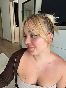 Snapshot of lilixcake chatting on 12, 7, 2026 lilixcake online show from 12, 7, 2026