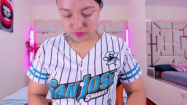 Snapshot of haeily_ruiz chatting on 16, 5, 2026 haeily ruiz online show from 16, 5, 2026