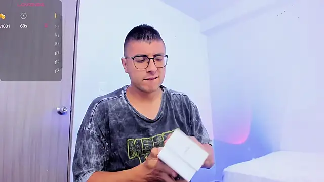 Snapshot of alberth_cm_ chatting on 15, 5, 2026 alberth cm online show from 15, 5, 2026