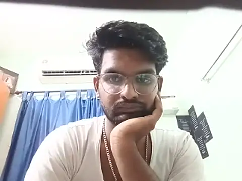 Snapshot of yasshhhh050 chatting on 27, 5, 2026 yasshhhh050 online show from 27, 5, 2026