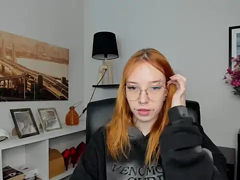 foxSonya online show from 18, 5, 2026