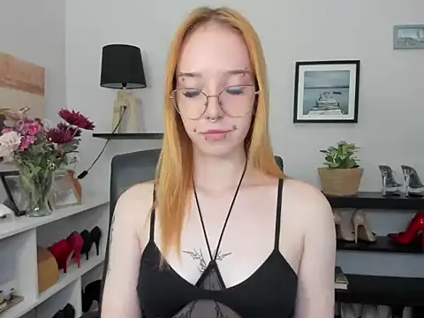foxSonya online show from 16, 7, 2026