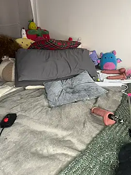 tinyweepixie online show from 29, 5, 2026