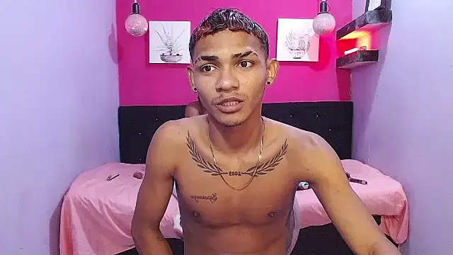 black twinks online show from 24, 6, 2026