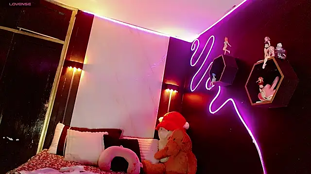 Snapshot of babycharol01 chatting on 21, 5, 2026 babycharol01 online show from 21, 5, 2026