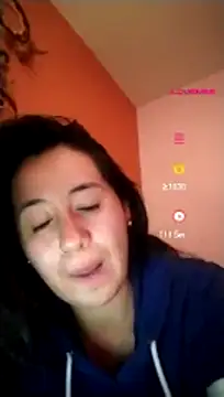 Snapshot of Annie_loveer chatting on 7, 7, 2026 Annie loveer online show from 7, 7, 2026