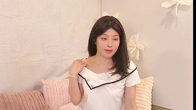 sakura-ch- online show from 25, 7, 2026