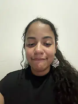Snapshot of saharariderr chatting on 16, 5, 2026 saharariderr online show from 16, 5, 2026