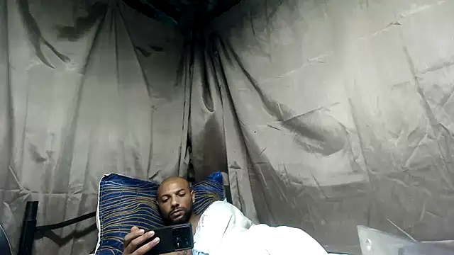 Snapshot of Camodick chatting on 26, 4, 2026 Camodick online show from 26, 4, 2026