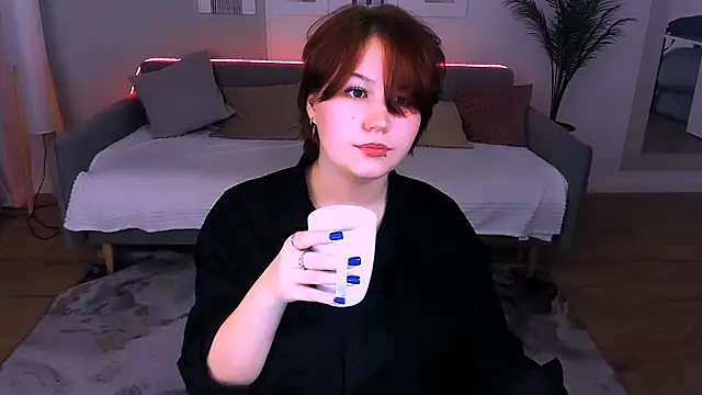 MiaLacrice online show from 9, 7, 2026