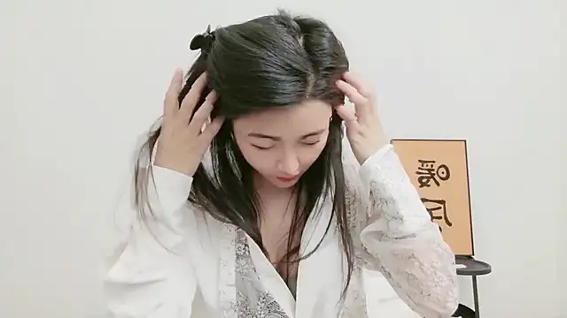 woxiangjinjin030 online show from 18, 5, 2026