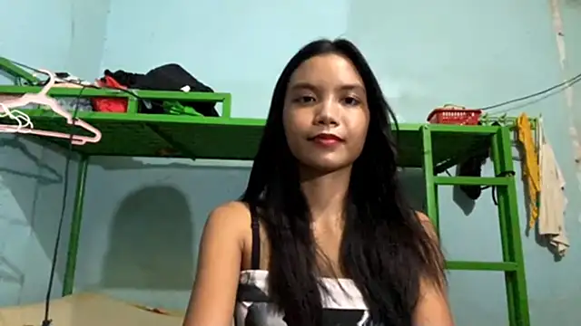 Snapshot of ValeryCatledge chatting on 13, 5, 2026 ValeryCatledge online show from 13, 5, 2026
