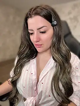 SophiePale online show from 13, 4, 2026