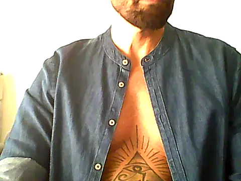 Alessandromagno8 online show from 25, 5, 2026