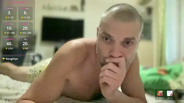 Snapshot of DaddyMarlboro chatting on 17, 5, 2026 DaddyMarlboro online show from 17, 5, 2026