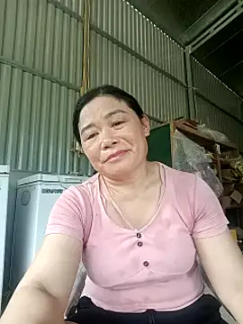 Snapshot of -Lytina- chatting on 5, 6, 2026 -Lytina- online show from 5, 6, 2026