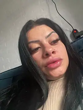 Snapshot of belababyy chatting on 28, 6, 2026 belababyy online show from 28, 6, 2026