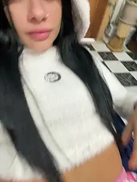 Snapshot of belababyy chatting on 2, 7, 2026 belababyy online show from 2, 7, 2026