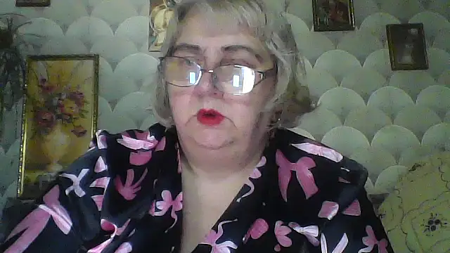 Snapshot of MarinaFarina53 chatting on 9, 6, 2026 MarinaFarina53 online show from 9, 6, 2026