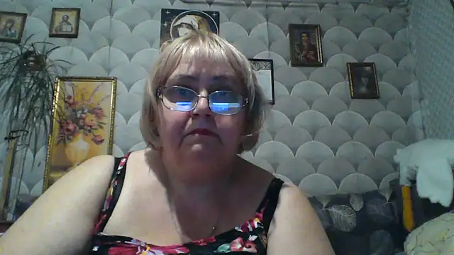 Snapshot of MarinaFarina53 chatting on 20, 6, 2026 MarinaFarina53 online show from 20, 6, 2026