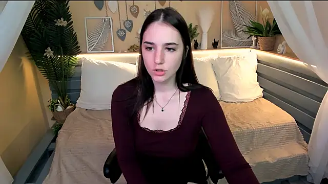 Snapshot of Maya_Winters chatting on 28, 6, 2026 Maya Winters online show from 28, 6, 2026