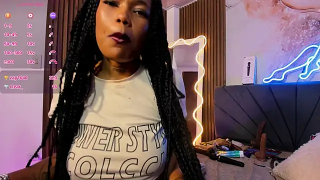 CRISTALBROKE TAY online show from 19, 5, 2026