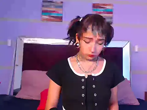 Snapshot of JadeBonnet chatting on 11, 5, 2026 JadeBonnet online show from 11, 5, 2026