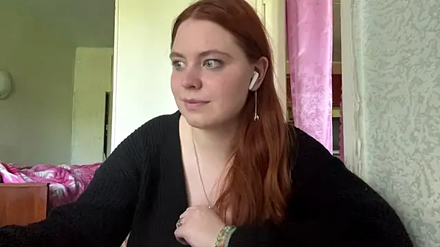 Violette Iguina online show from 27, 5, 2026