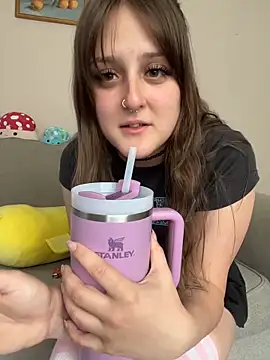 Snapshot of Hazel_Haze chatting on 18, 5, 2026 Hazel Haze online show from 18, 5, 2026