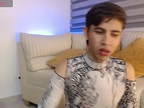 Snapshot of joshua_saenz_ chatting on 4, 7, 2026 joshua saenz online show from 4, 7, 2026