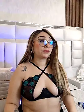 Snapshot of bella_lanna chatting on 15, 5, 2026 bella lanna online show from 15, 5, 2026