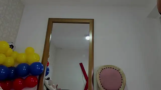 Snapshot of candy_eyes_ chatting on 23, 6, 2026 candy eyes online show from 23, 6, 2026