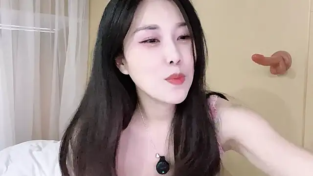 Emma qiqi online show from 22, 5, 2026