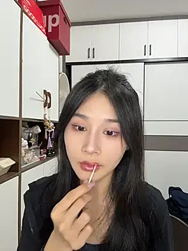 cuteluky18 online show from 28, 5, 2026