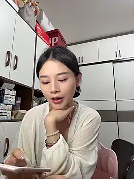 cuteluky18 online show from 29, 5, 2026