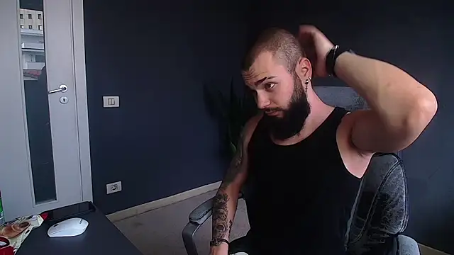 Snapshot of OscarWillss chatting on 22, 6, 2026 OscarWillss online show from 22, 6, 2026
