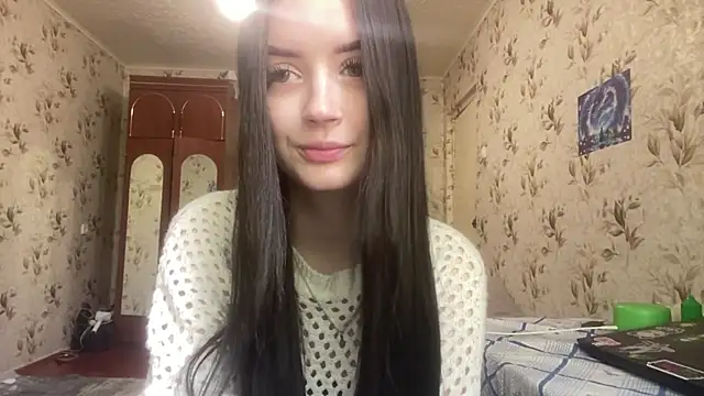 Snapshot of MilanaLush chatting on 10, 5, 2026 MilanaLush online show from 10, 5, 2026