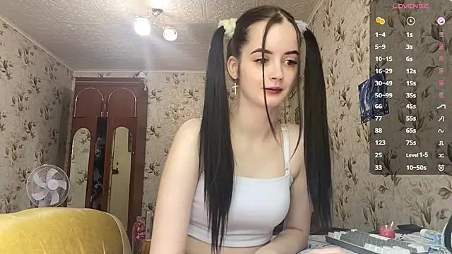 Snapshot of MilanaLush chatting on 30, 5, 2026 MilanaLush online show from 30, 5, 2026