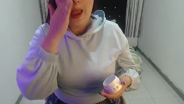 BriannaBlaze69 online show from 2, 7, 2026