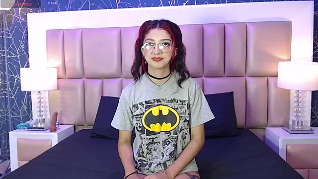 Snapshot of TaniaPierce chatting on 7, 6, 2026 TaniaPierce online show from 7, 6, 2026
