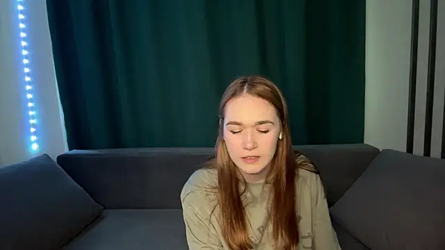 Snapshot of MargieZorens chatting on 8, 6, 2026 MargieZorens online show from 8, 6, 2026