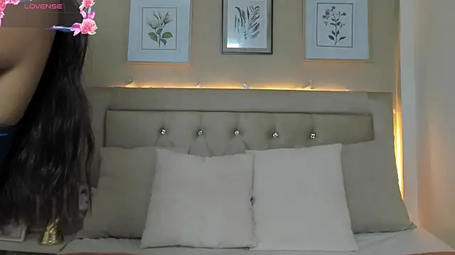 Snapshot of EmilyWinter_ chatting on 28, 6, 2026 EmilyWinter online show from 28, 6, 2026
