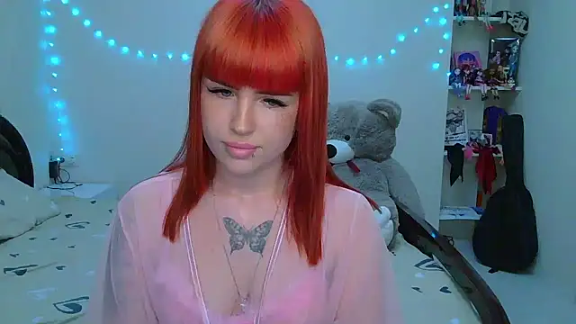 Snapshot of VelvetEmber chatting on 9, 5, 2026 VelvetEmber online show from 9, 5, 2026