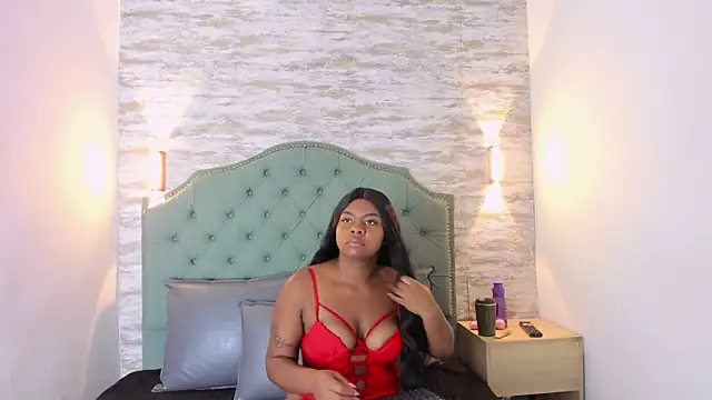 DannaWhisper online show from 19, 5, 2026