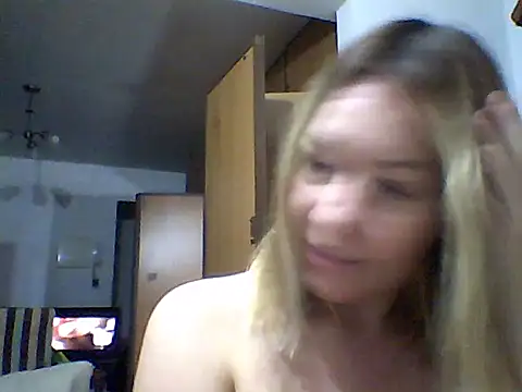 Snapshot of AllisonLove2 chatting on 1, 6, 2026 AllisonLove2 online show from 1, 6, 2026