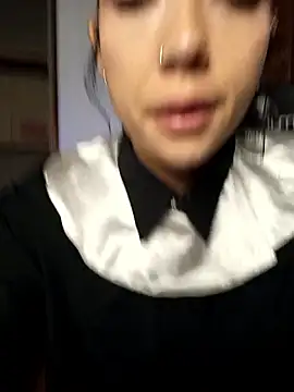 Agnes cox online show from 27, 5, 2026