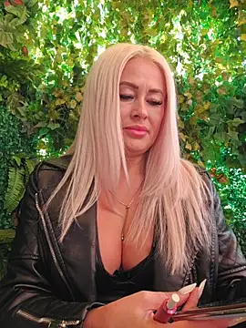 MILFBARBY online show from 2, 11, 2025